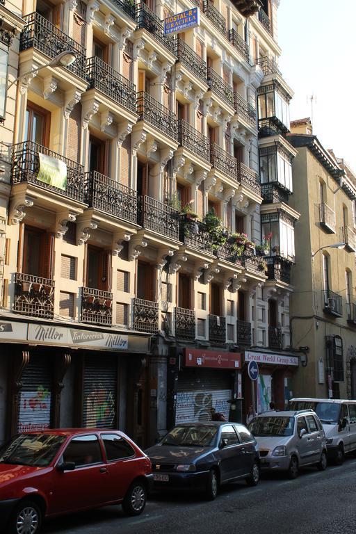 Hostal Graciela Madrid Kültér fotó