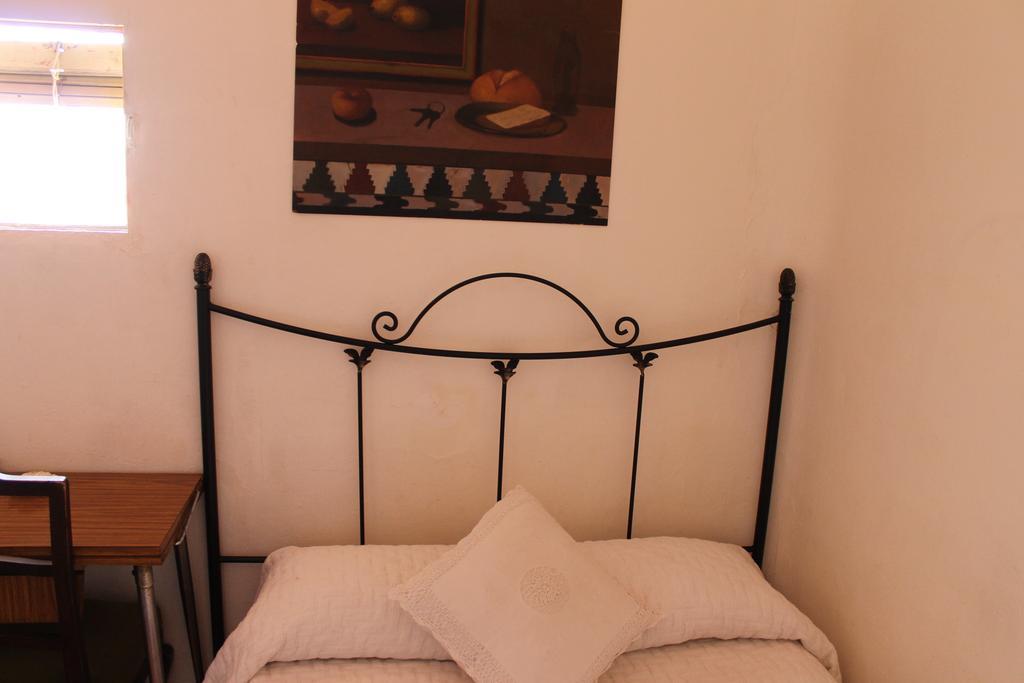 Hostal Graciela Madrid Szoba fotó