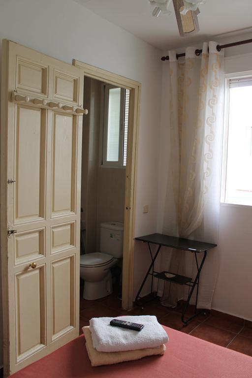 Hostal Graciela Madrid Kültér fotó