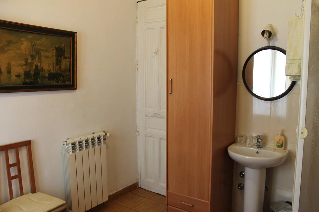 Hostal Graciela Madrid Szoba fotó