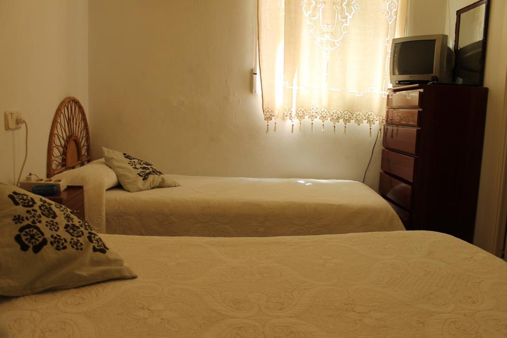 Hostal Graciela Madrid Szoba fotó